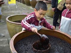 東辰學(xué)子優(yōu)秀，原來是從娃娃抓起的