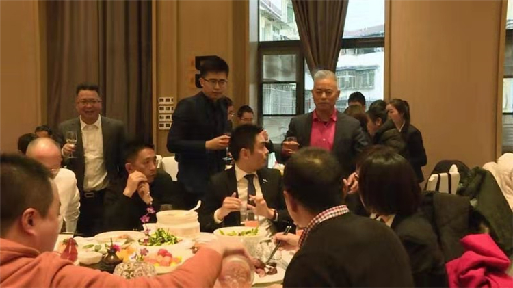 鄔永平董事長(cháng)為辛勤的東辰人送祝福