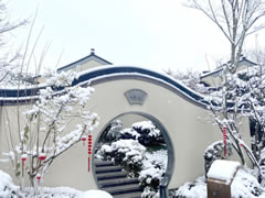 初雪后的仙海院子，驚艷了人間